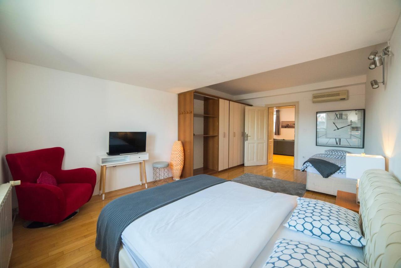 Octogon Apartment Zagreb Exterior photo
